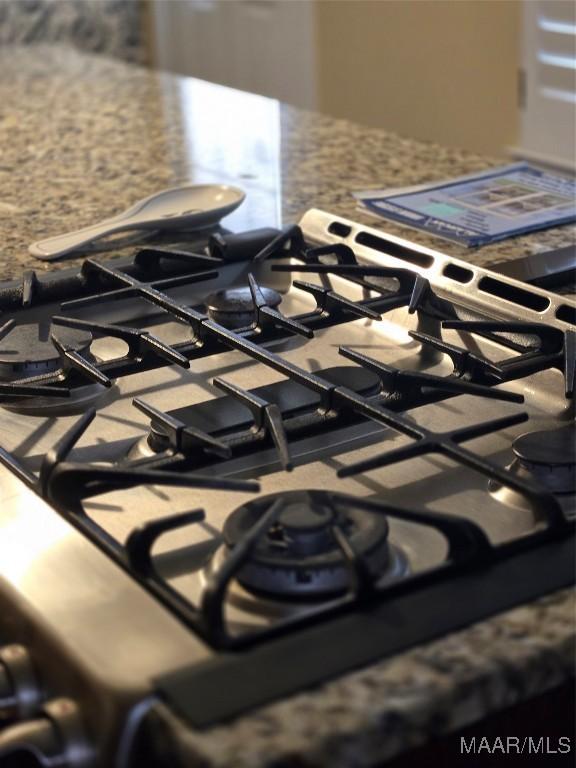 3601 Richardson Rd S, Hope Hull, AL 36043 - kitchen view of gas stovetop
