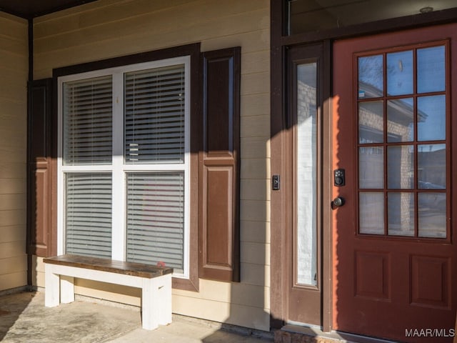 view of property entrance