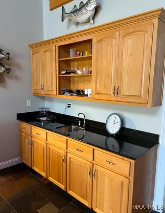 kitchen featuring sink