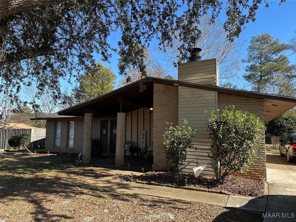 view of front of home