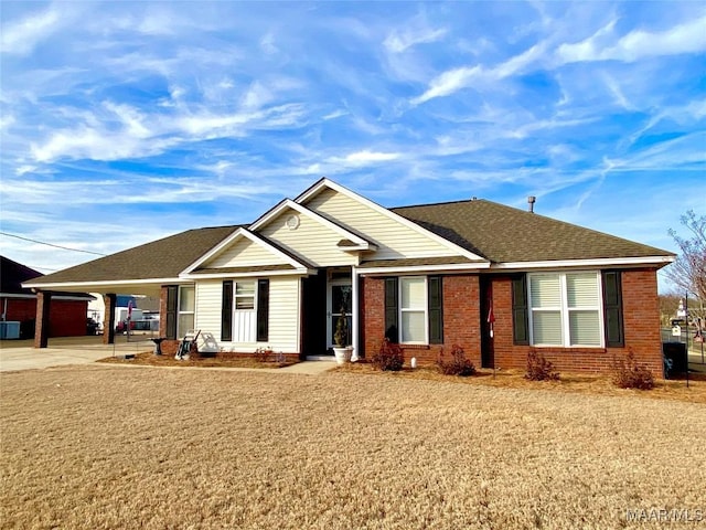 view of front of house with a carport