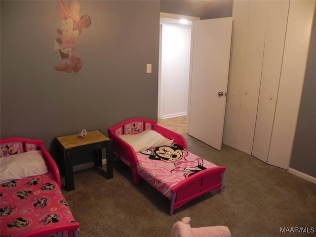 view of carpeted bedroom