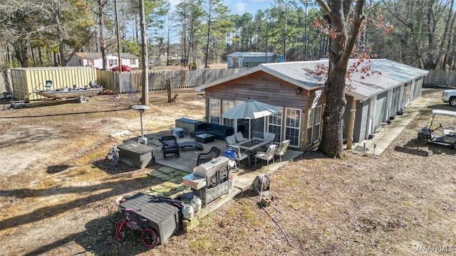 view of yard with a patio area