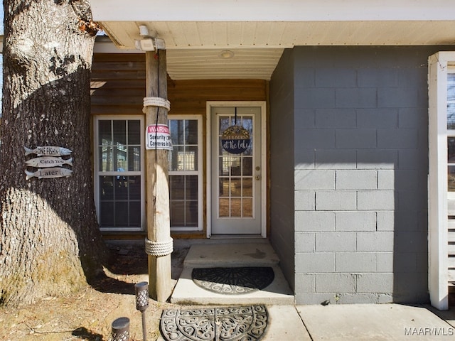 view of property entrance