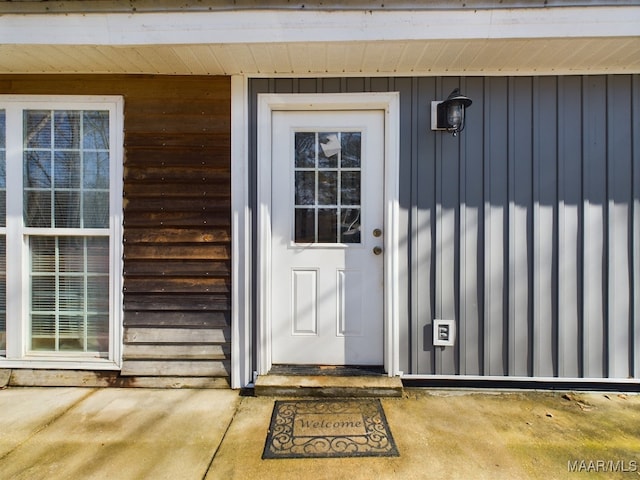 view of property entrance