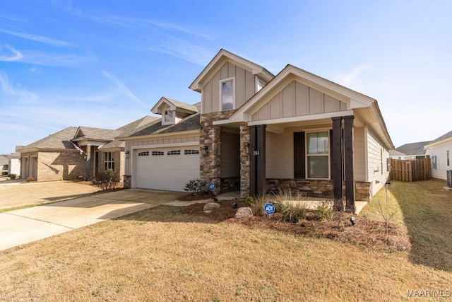 craftsman-style house featuring central AC and a front lawn