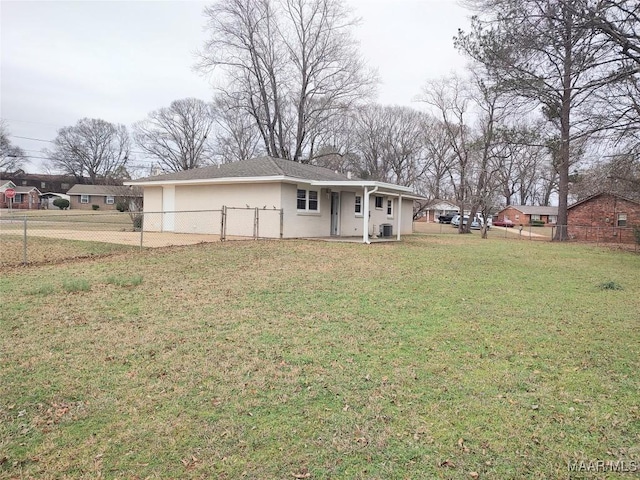 exterior space featuring a lawn