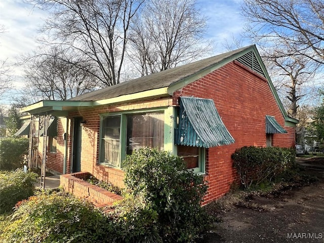 view of home's exterior