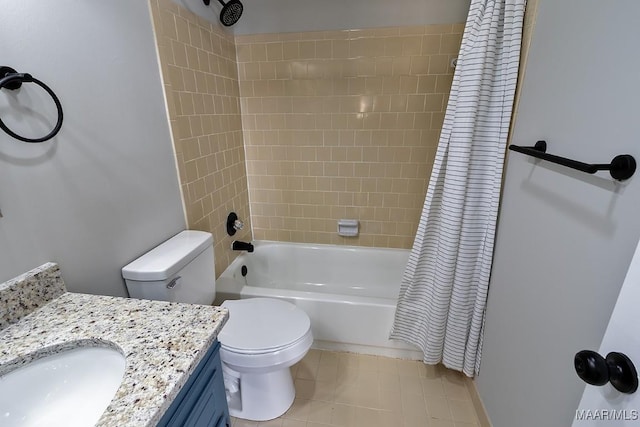 full bath featuring vanity, toilet, and shower / bath combo with shower curtain