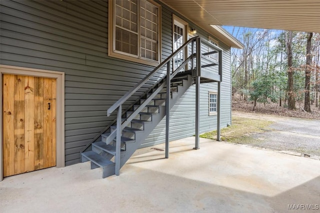 entrance to property featuring a patio area