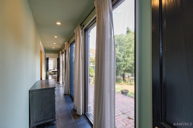 corridor featuring recessed lighting