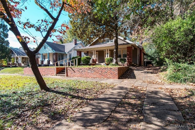 view of front facade with covered porch