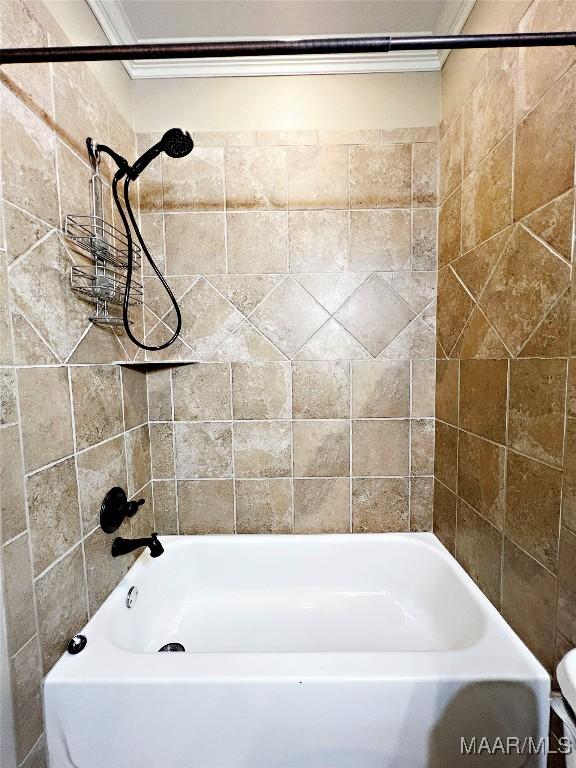 bathroom featuring shower / tub combination