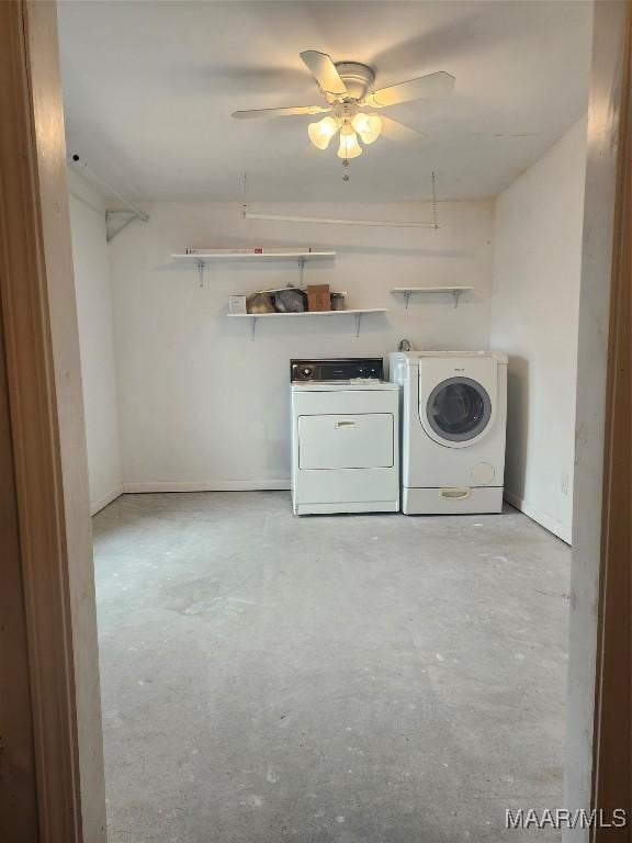 laundry area with laundry area, a ceiling fan, and washer and dryer