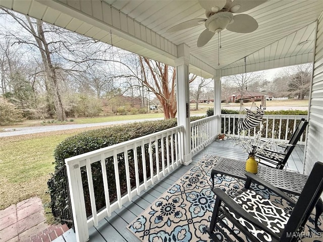 view of patio with covered porch and ceiling fan