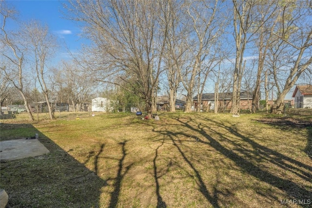 5217 W Shades Valley Dr, Montgomery, AL 36108 - view of yard featuring fence