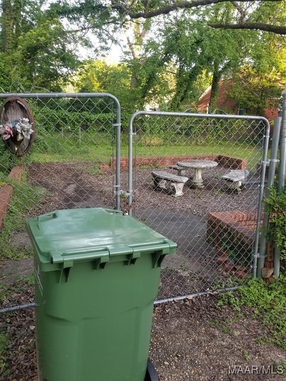 exterior space with fence