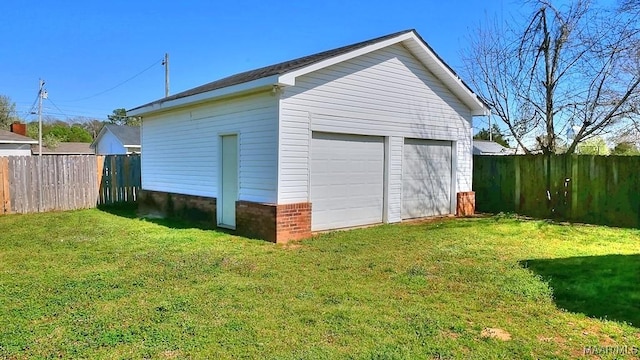 detached garage with fence