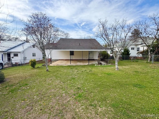 view of yard featuring a patio area and fence