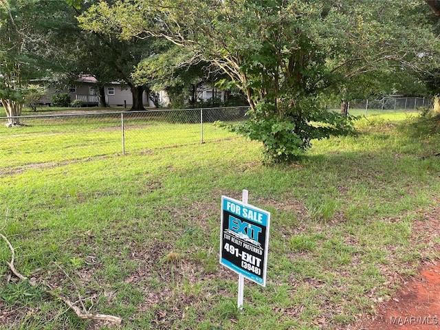 2230 Politic Rd, Elmore, AL 36025 - photo 4