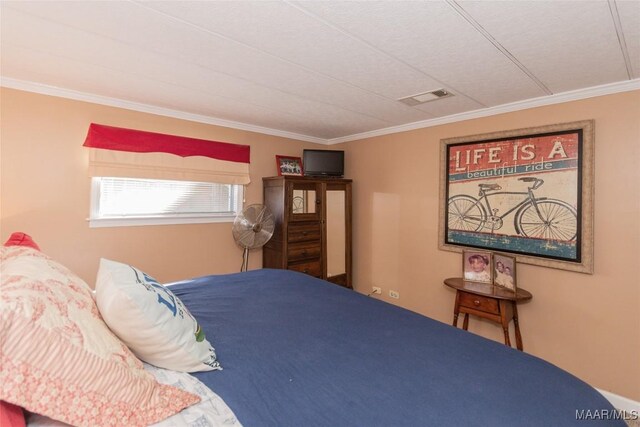 100 Royal Dr, Equality, AL 36026 - bedroom with visible vents and ornamental molding