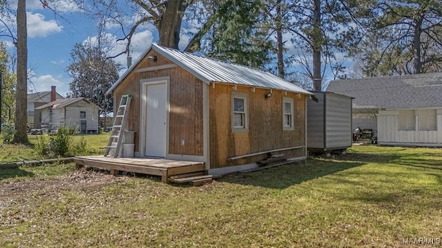 212 N Taylor St, Autaugaville, AL 36067 - view of outdoor structure featuring an outbuilding