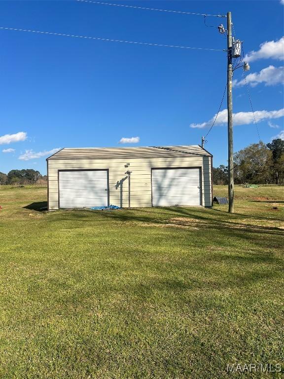 376 Mckenzie St, Mckenzie, AL 36456 - view of detached garage