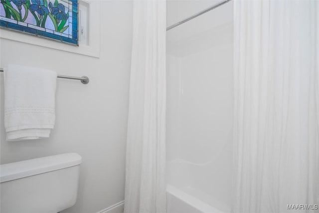 1580 W Overbrook Rd, Millbrook, AL 36054 - full bathroom with shower / tub combo with curtain and toilet