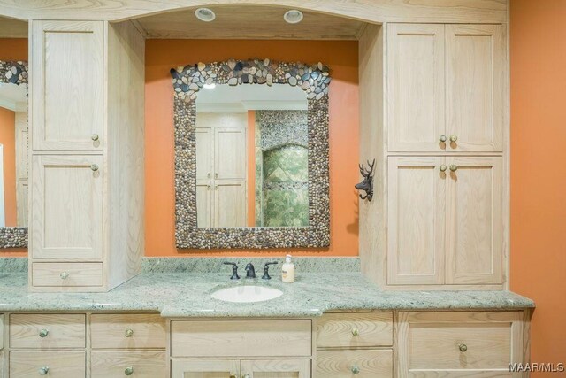 2714 County Road 54, Ozark, AL 36360 - bathroom with vanity
