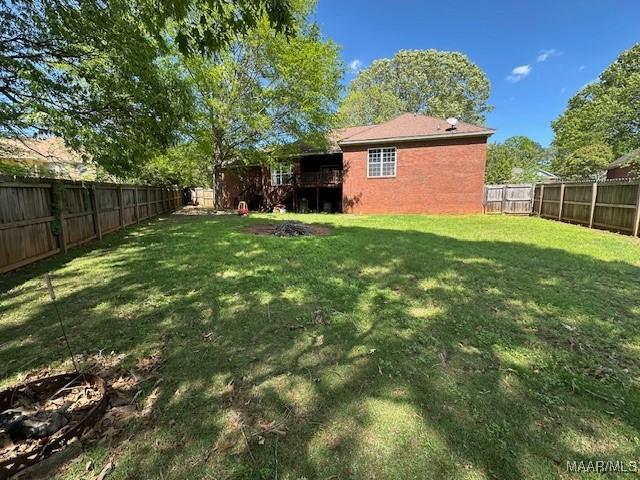 1518 White Cloud Dr, Deatsville, AL 36022 - view of yard with a fenced backyard