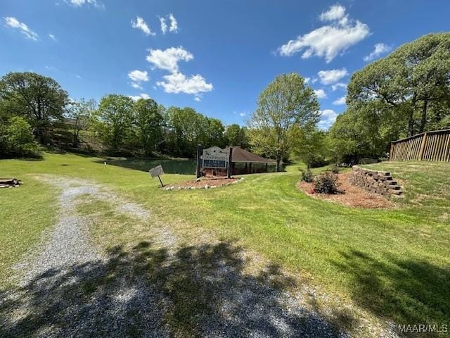 1518 White Cloud Dr, Deatsville, AL 36022 - view of yard