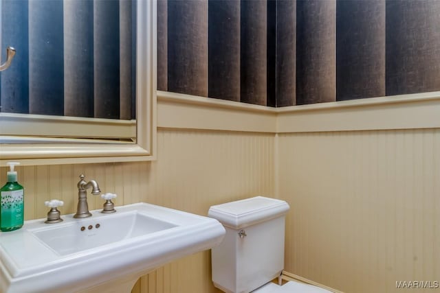 8573 W Hampton Ct, Montgomery, AL 36117 - bathroom with a sink and toilet