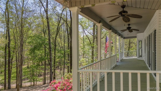 deck with a ceiling fan