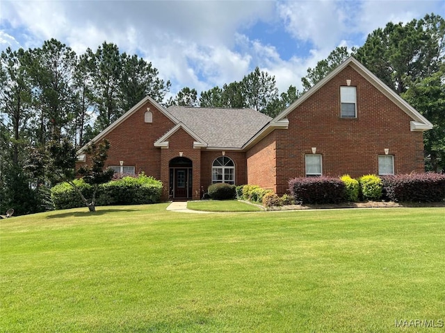 79 Forest Hill Ct, Wetumpka, AL 36093 - traditional home featuring brick siding and a front lawn