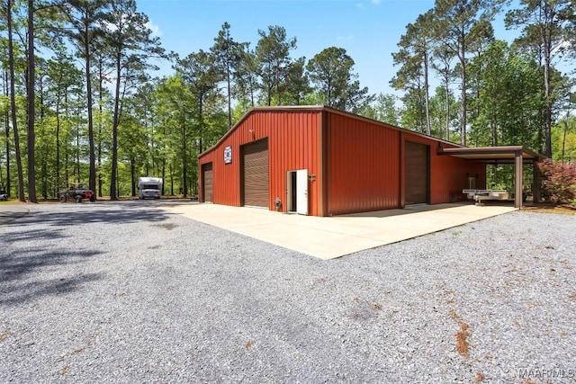 177 Tankersley Rd, Wetumpka, AL 36092 - view of outdoor structure with an outdoor structure and gravel driveway