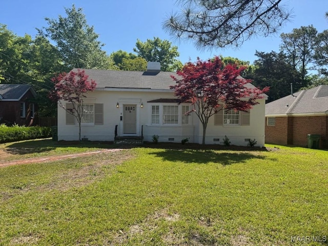 2045 Gorgas St, Montgomery, AL 36106 - bungalow-style house featuring a front lawn, crawl space, and roof with shingles