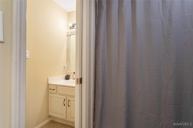 6416 Eastwood Glen Dr, Montgomery, AL 36117 - full bathroom featuring a shower with shower curtain and vanity