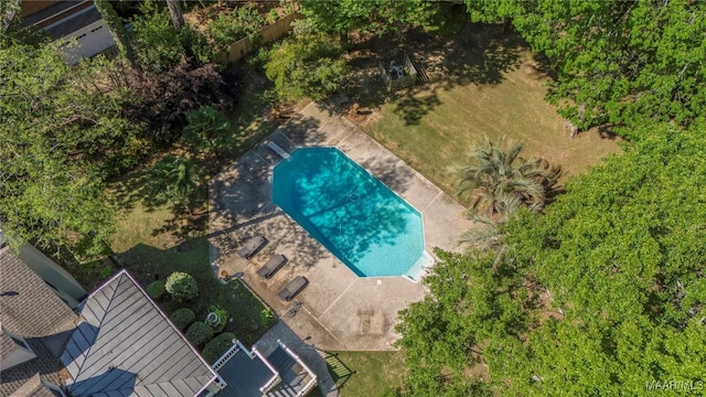 6432 Wynwood Pl, Montgomery, AL 36117 - aerial view of a pool