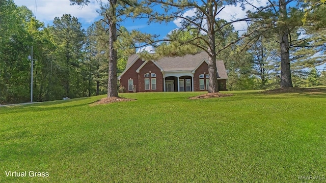 view of front of property with a front yard