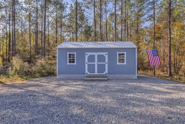 view of outdoor structure featuring an outdoor structure