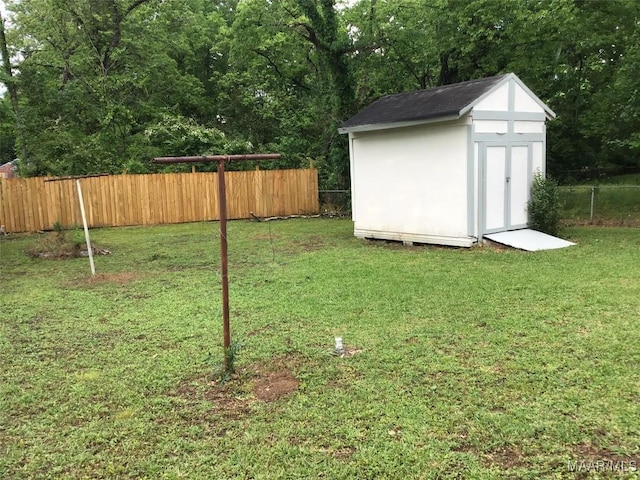 644 Iris Ln, Montgomery, AL 36105 - view of yard