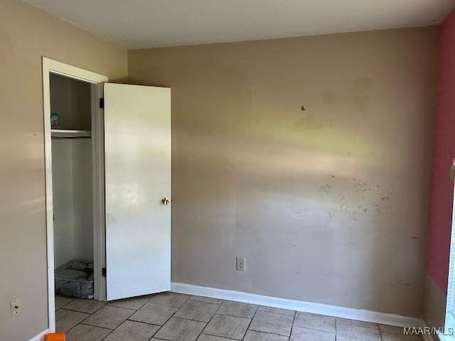 6072 Sherburn Rd, Montgomery, AL 36116 - unfurnished bedroom featuring a closet and baseboards