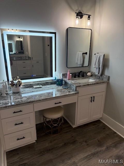 169 Foxfire Ct, Wetumpka, AL 36092 - full bath with baseboards, vanity, and wood finished floors