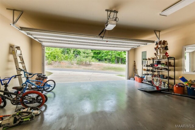 105 Bell Pkwy, Wetumpka, AL 36092 - garage featuring a garage door opener