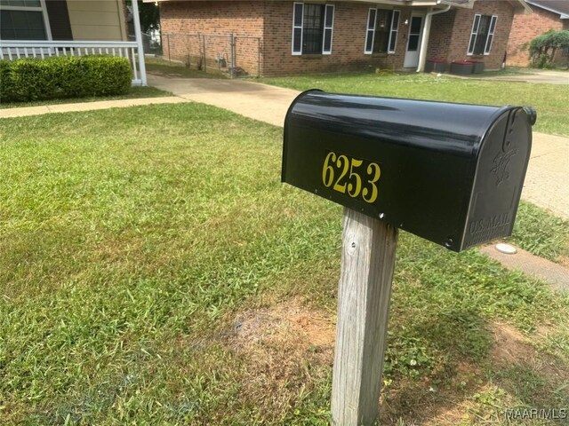 6253 S Hampton Dr, Montgomery, AL 36116 - details with fence