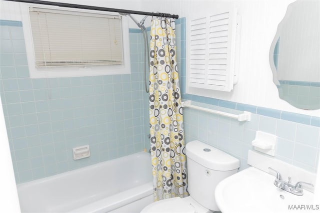 3374 Loch Haven Rd, Montgomery, AL 36109 - full bath with shower / bath combo with shower curtain, a sink, toilet, and tile walls