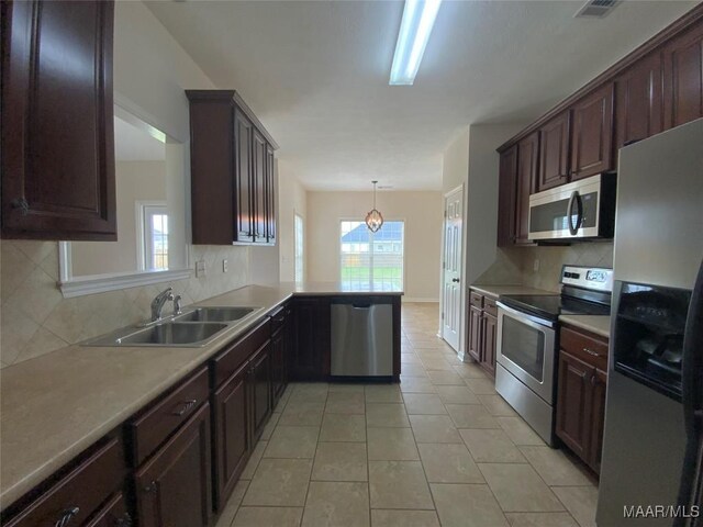 2009 Vonica Rose St, Deatsville, AL 36022 - photo 9