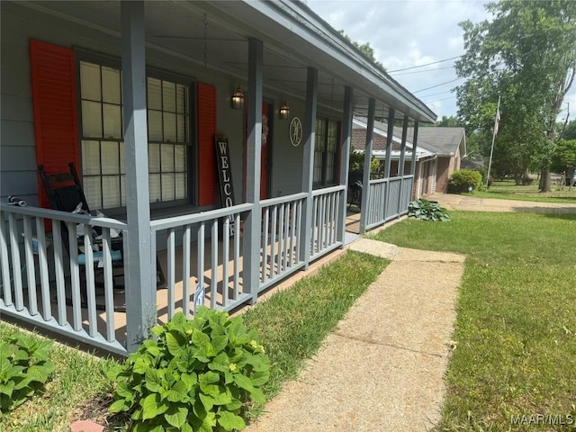 3037 Willow Lane Dr, Montgomery, AL 36109 - view of side of home featuring a yard and a porch