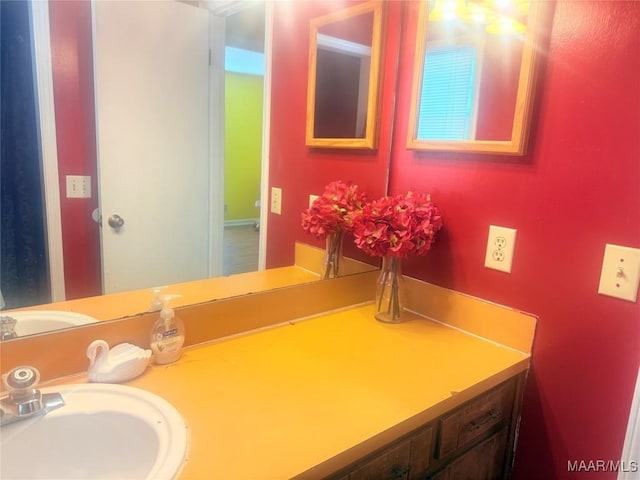 3037 Willow Lane Dr, Montgomery, AL 36109 - bathroom with vanity