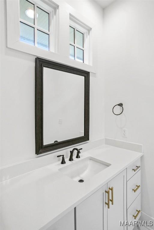 4831 Clerkenwell St, Montgomery, AL 36116 - bathroom with vanity